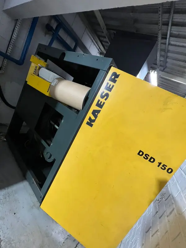 Imagem ilustrativa de Compressor parafuso 15hp