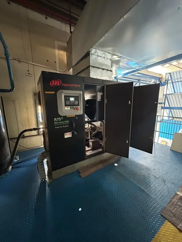 Imagem ilustrativa de Compressor parafuso 30 hp