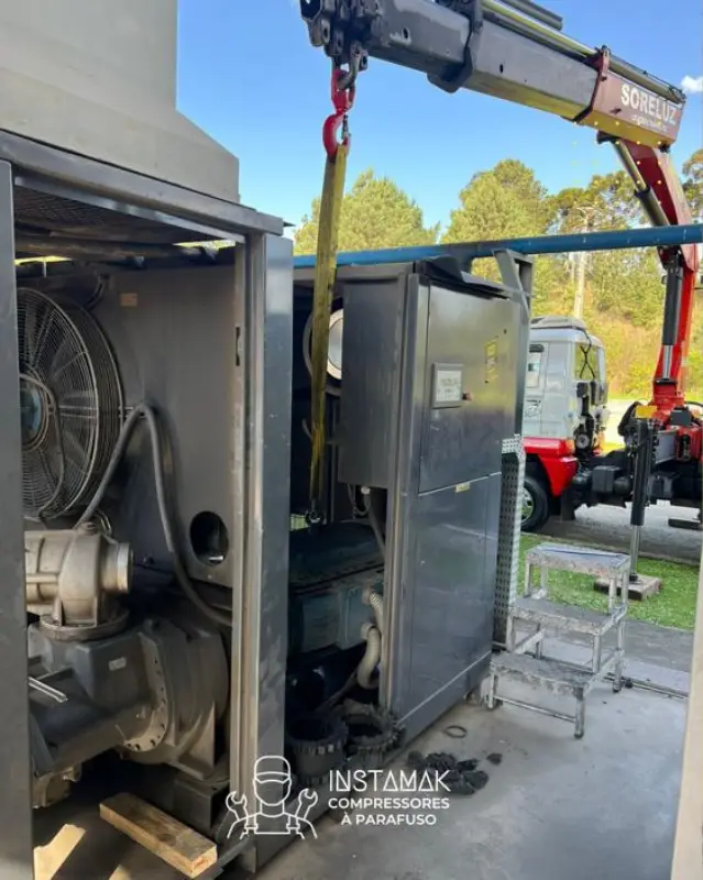 Imagem ilustrativa de Compressor parafuso com secador