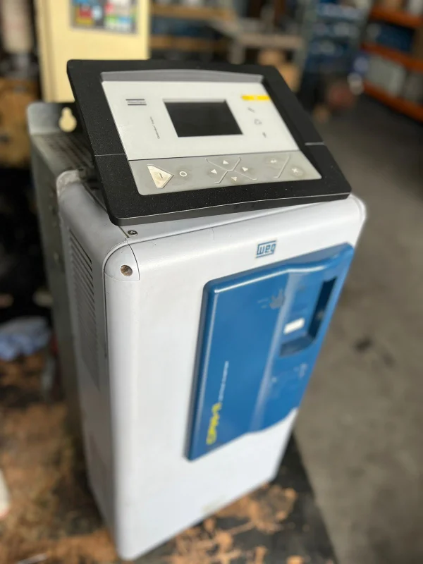 Manutenção de inversor de frequência